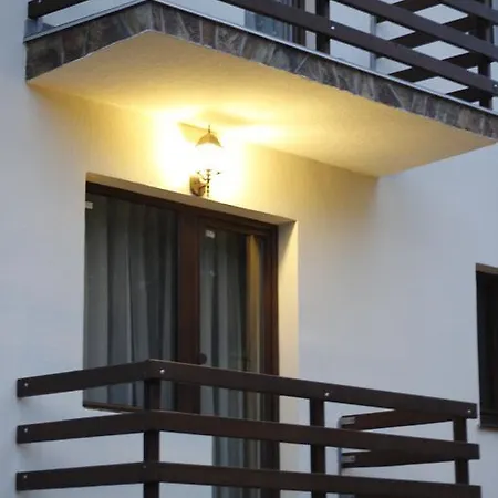 Gasthof Casa Laur Cu Plaja Privata *