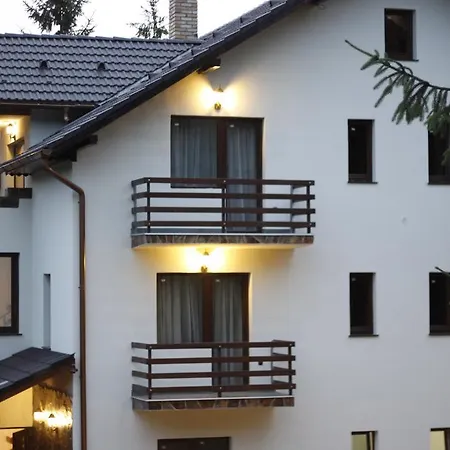 Casa Laur Cu Plaja Privata Gasthof Colibiţa